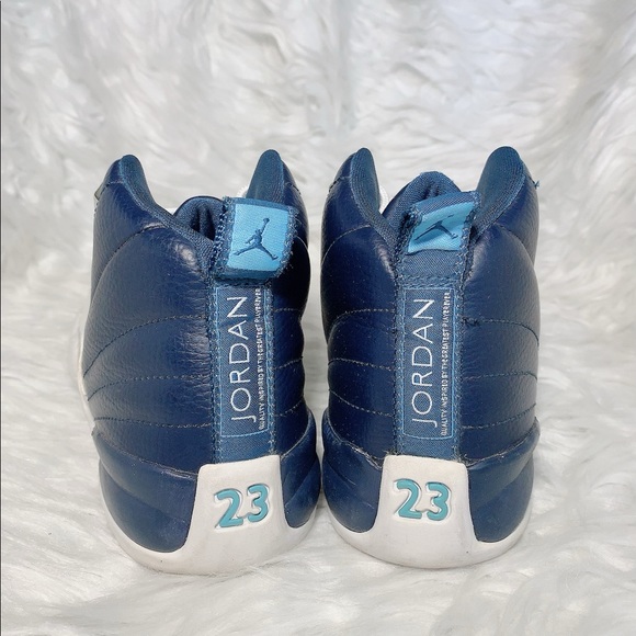 Jordan Retro 12 Obsidian 4Y (6wmns) - Picture 2 of 6